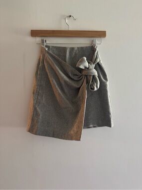 Wilfred Aritzia Front Wrap Mini Skirt